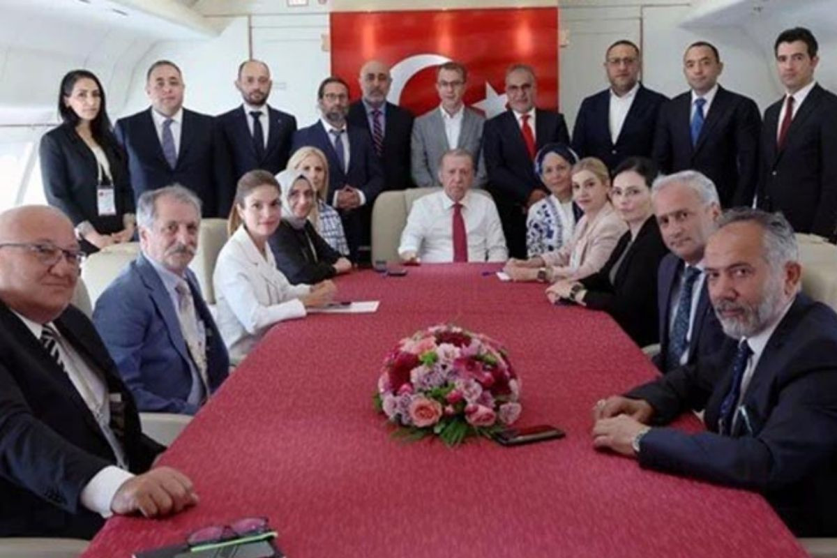 Erdoğan: Ekonomik istikrardan taviz vermeden, popülizm tuzaklarına düşmeden en rasyonel adımı nasıl atarız anlayışı içinde hareket ediyoruz